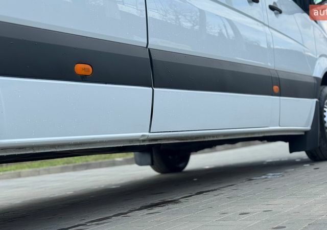 Белый Мерседес Sprinter, объемом двигателя 2.14 л и пробегом 380 тыс. км за 16800 $, фото 16 на Automoto.ua