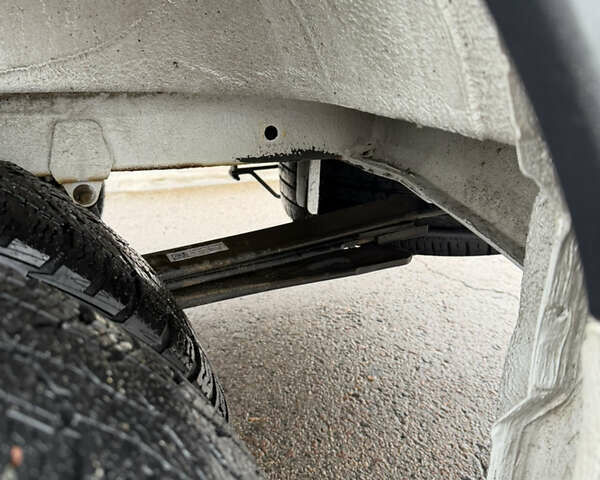 Белый Мерседес Sprinter, объемом двигателя 0 л и пробегом 132 тыс. км за 25900 $, фото 15 на Automoto.ua