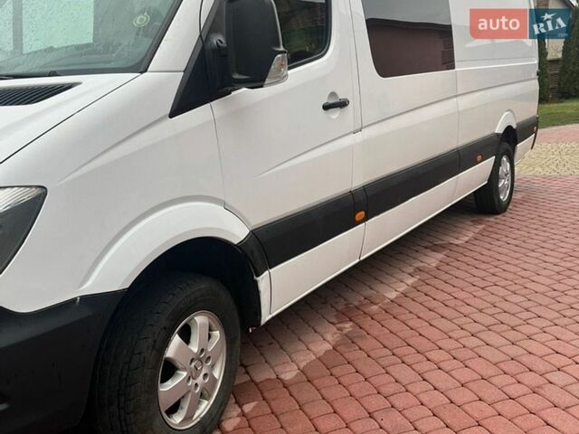 Белый Мерседес Sprinter, объемом двигателя 2.14 л и пробегом 326 тыс. км за 20500 $, фото 4 на Automoto.ua