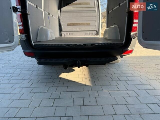 Белый Мерседес Sprinter, объемом двигателя 2.2 л и пробегом 228 тыс. км за 19700 $, фото 44 на Automoto.ua