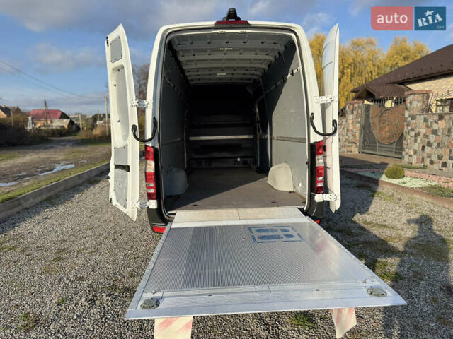 Белый Мерседес Sprinter, объемом двигателя 1.8 л и пробегом 378 тыс. км за 18300 $, фото 56 на Automoto.ua