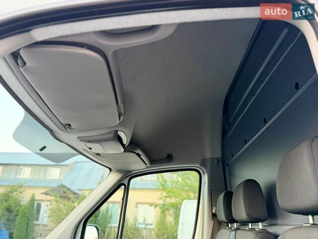 Белый Мерседес Sprinter, объемом двигателя 2.2 л и пробегом 265 тыс. км за 18600 $, фото 23 на Automoto.ua