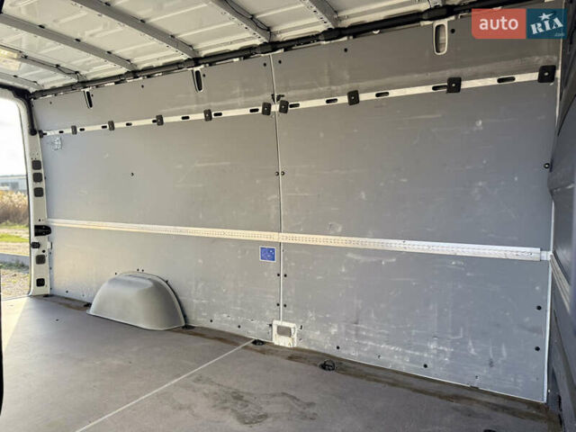 Белый Мерседес Sprinter, объемом двигателя 1.8 л и пробегом 378 тыс. км за 18300 $, фото 64 на Automoto.ua