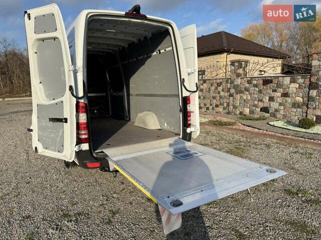 Белый Мерседес Sprinter, объемом двигателя 1.8 л и пробегом 378 тыс. км за 18300 $, фото 57 на Automoto.ua