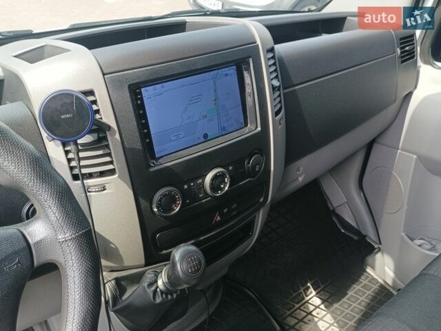 Белый Мерседес Sprinter, объемом двигателя 2.1 л и пробегом 351 тыс. км за 19000 $, фото 22 на Automoto.ua