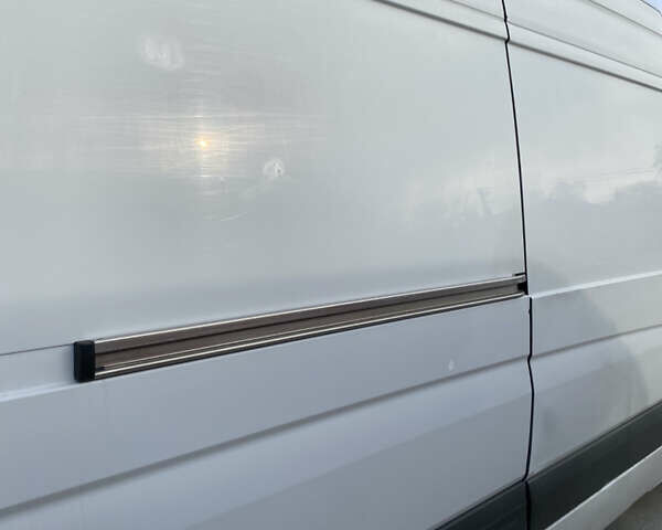Білий Мерседес Sprinter, об'ємом двигуна 2.14 л та пробігом 398 тис. км за 15400 $, фото 8 на Automoto.ua