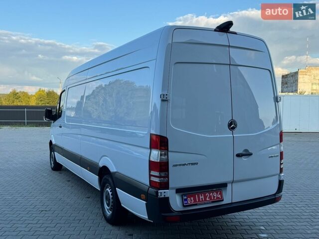 Белый Мерседес Sprinter, объемом двигателя 2.2 л и пробегом 341 тыс. км за 18500 $, фото 8 на Automoto.ua