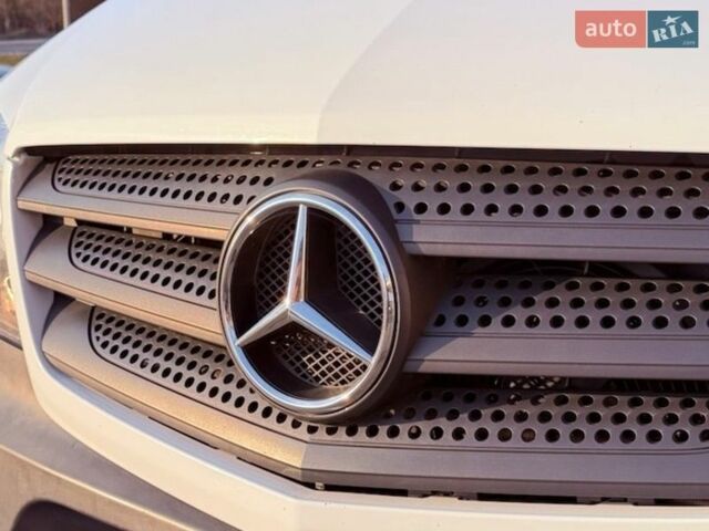 Белый Мерседес Sprinter, объемом двигателя 2.14 л и пробегом 462 тыс. км за 17550 $, фото 12 на Automoto.ua