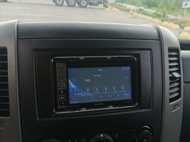 Белый Мерседес Sprinter, объемом двигателя 2.2 л и пробегом 490 тыс. км за 21000 $, фото 32 на Automoto.ua