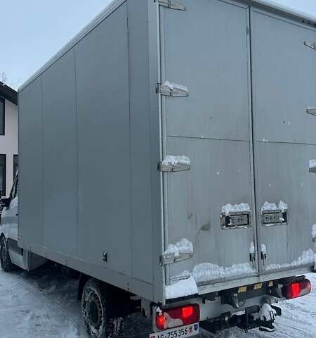 Белый Мерседес Sprinter, объемом двигателя 3 л и пробегом 364 тыс. км за 28000 $, фото 5 на Automoto.ua