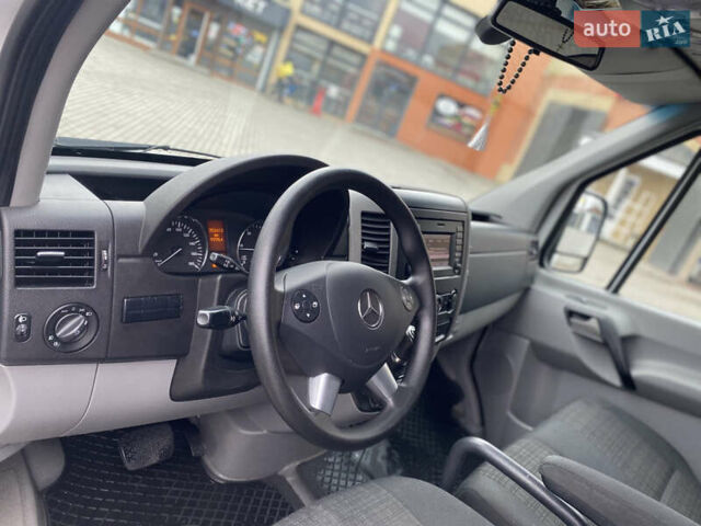 Белый Мерседес Sprinter, объемом двигателя 2.14 л и пробегом 352 тыс. км за 21450 $, фото 20 на Automoto.ua