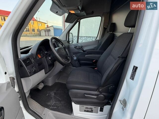 Білий Мерседес Sprinter, об'ємом двигуна 2.2 л та пробігом 400 тис. км за 20750 $, фото 16 на Automoto.ua