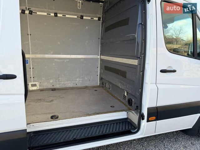 Белый Мерседес Sprinter, объемом двигателя 1.8 л и пробегом 378 тыс. км за 18300 $, фото 65 на Automoto.ua