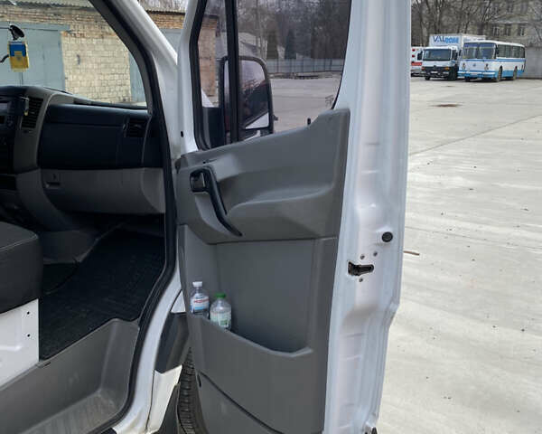 Білий Мерседес Sprinter, об'ємом двигуна 2.14 л та пробігом 398 тис. км за 15400 $, фото 14 на Automoto.ua