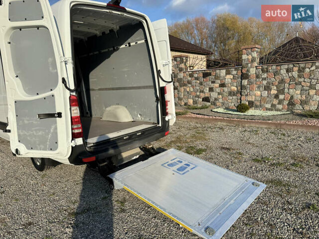 Белый Мерседес Sprinter, объемом двигателя 1.8 л и пробегом 378 тыс. км за 18300 $, фото 54 на Automoto.ua