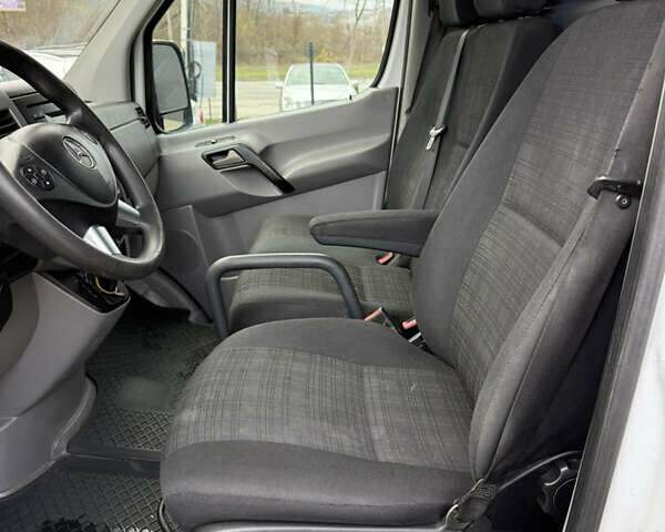 Білий Мерседес Sprinter, об'ємом двигуна 3 л та пробігом 206 тис. км за 32500 $, фото 20 на Automoto.ua