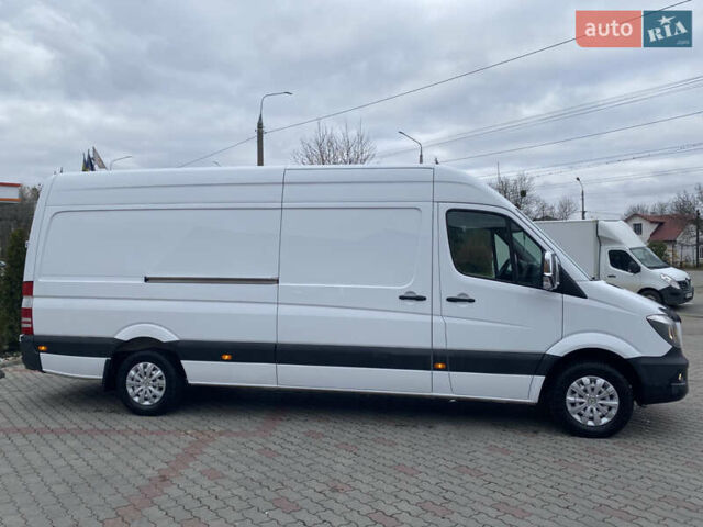 Белый Мерседес Sprinter, объемом двигателя 2.14 л и пробегом 352 тыс. км за 21450 $, фото 2 на Automoto.ua