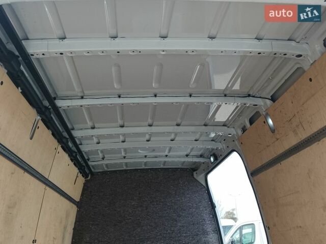 Белый Мерседес Sprinter, объемом двигателя 2.1 л и пробегом 351 тыс. км за 19000 $, фото 43 на Automoto.ua