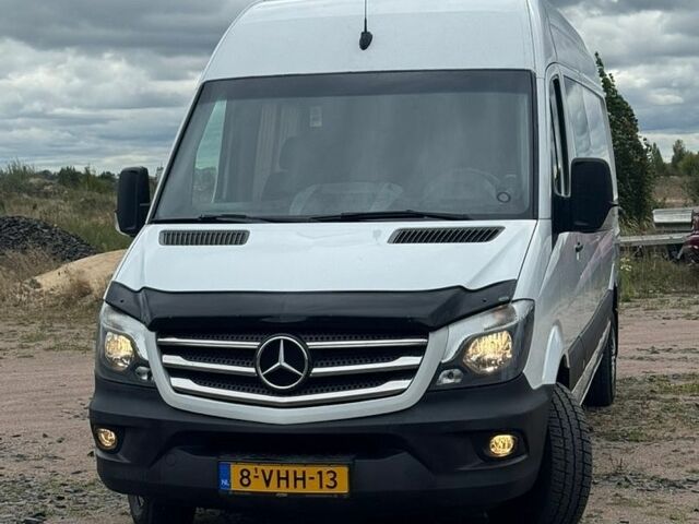 Белый Мерседес Sprinter, объемом двигателя 2.2 л и пробегом 450 тыс. км за 22700 $, фото 7 на Automoto.ua