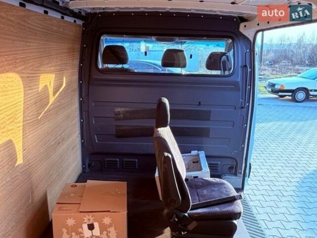 Білий Мерседес Sprinter, об'ємом двигуна 2.14 л та пробігом 228 тис. км за 20500 $, фото 18 на Automoto.ua