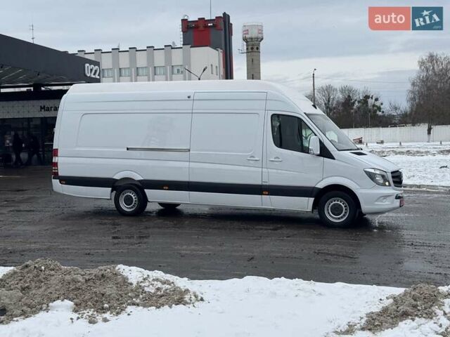 Белый Мерседес Sprinter, объемом двигателя 2.2 л и пробегом 336 тыс. км за 23000 $, фото 17 на Automoto.ua