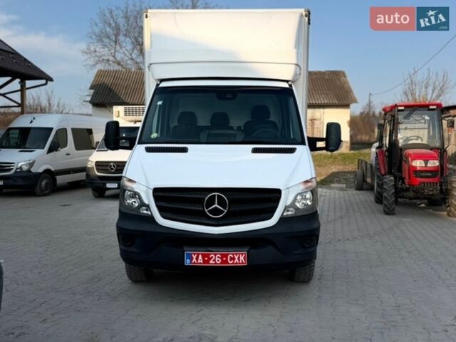 Белый Мерседес Sprinter, объемом двигателя 3 л и пробегом 300 тыс. км за 32455 $, фото 4 на Automoto.ua