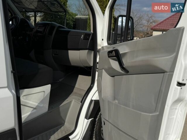 Белый Мерседес Sprinter, объемом двигателя 2.1 л и пробегом 399 тыс. км за 16800 $, фото 39 на Automoto.ua