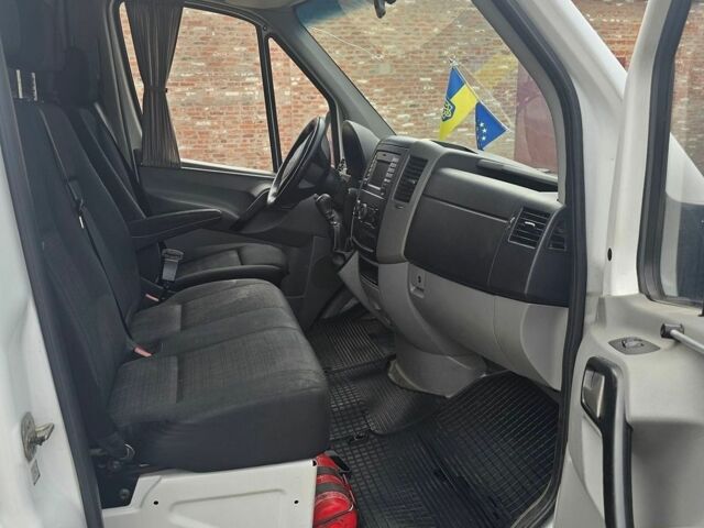 Білий Мерседес Sprinter, об'ємом двигуна 2.14 л та пробігом 370 тис. км за 16500 $, фото 6 на Automoto.ua