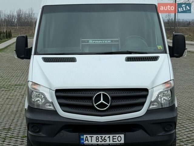 Белый Мерседес Sprinter, объемом двигателя 2.14 л и пробегом 358 тыс. км за 19300 $, фото 1 на Automoto.ua