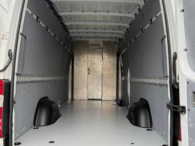 Білий Мерседес Sprinter, об'ємом двигуна 3 л та пробігом 69 тис. км за 10000 $, фото 16 на Automoto.ua