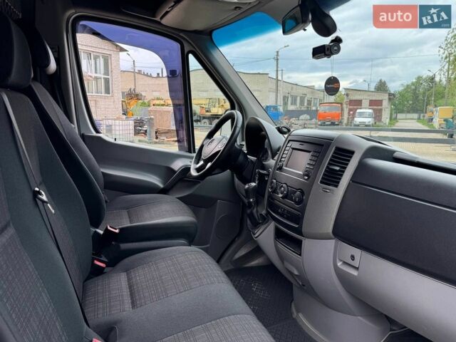 Белый Мерседес Sprinter, объемом двигателя 2.1 л и пробегом 406 тыс. км за 20000 $, фото 17 на Automoto.ua