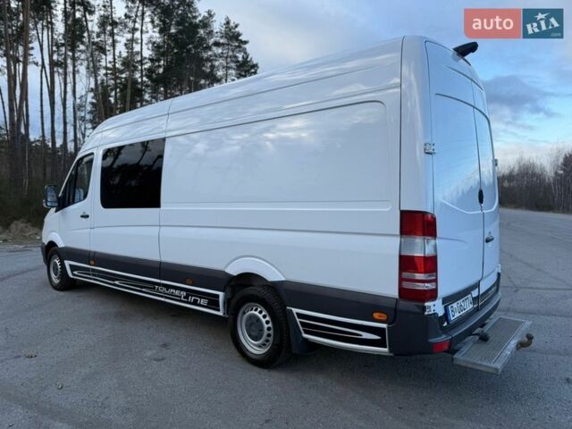 Белый Мерседес Sprinter, объемом двигателя 2.99 л и пробегом 320 тыс. км за 28900 $, фото 4 на Automoto.ua
