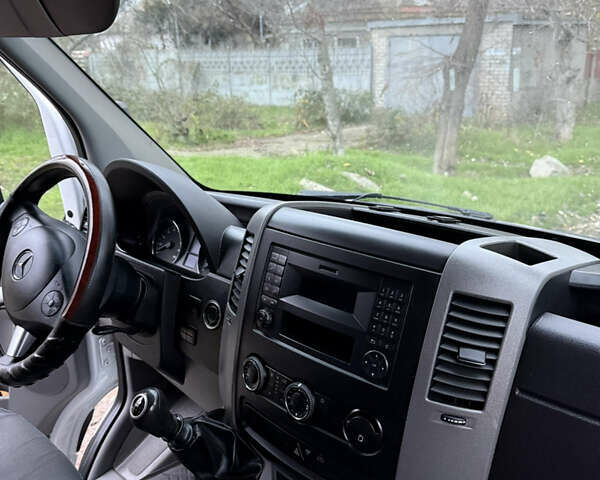 Білий Мерседес Sprinter, об'ємом двигуна 2.99 л та пробігом 150 тис. км за 36000 $, фото 33 на Automoto.ua