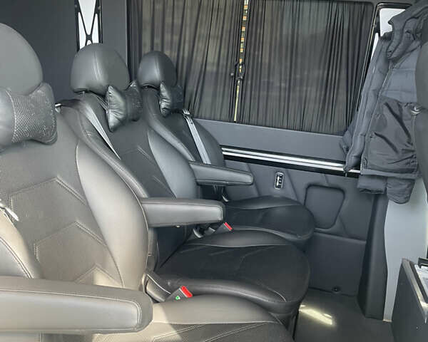 Белый Мерседес Sprinter, объемом двигателя 2.99 л и пробегом 453 тыс. км за 35000 $, фото 32 на Automoto.ua