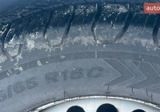 Белый Мерседес Sprinter, объемом двигателя 3 л и пробегом 364 тыс. км за 27500 $, фото 13 на Automoto.ua