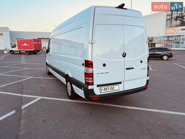 Білий Мерседес Sprinter, об'ємом двигуна 0 л та пробігом 177 тис. км за 23500 $, фото 15 на Automoto.ua