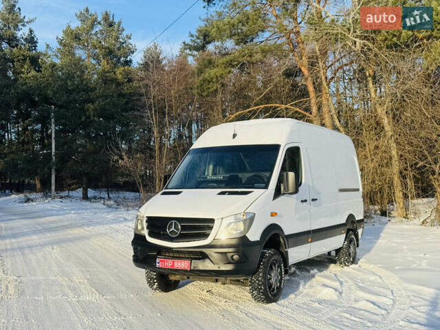 Белый Мерседес Sprinter, объемом двигателя 2.2 л и пробегом 1 тыс. км за 39000 $, фото 2 на Automoto.ua