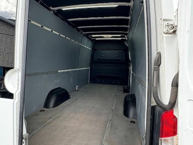 Белый Мерседес Sprinter, объемом двигателя 2.1 л и пробегом 406 тыс. км за 20000 $, фото 19 на Automoto.ua