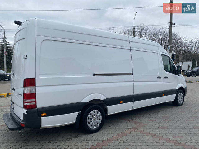 Белый Мерседес Sprinter, объемом двигателя 2.14 л и пробегом 352 тыс. км за 21450 $, фото 4 на Automoto.ua