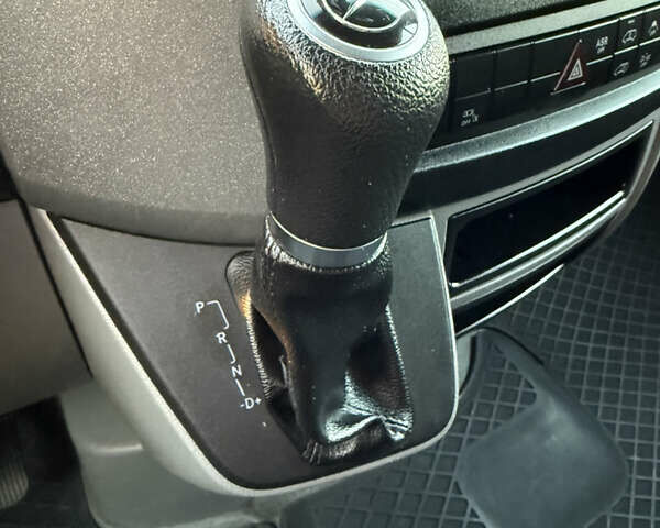 Белый Мерседес Sprinter, объемом двигателя 0 л и пробегом 348 тыс. км за 19300 $, фото 12 на Automoto.ua