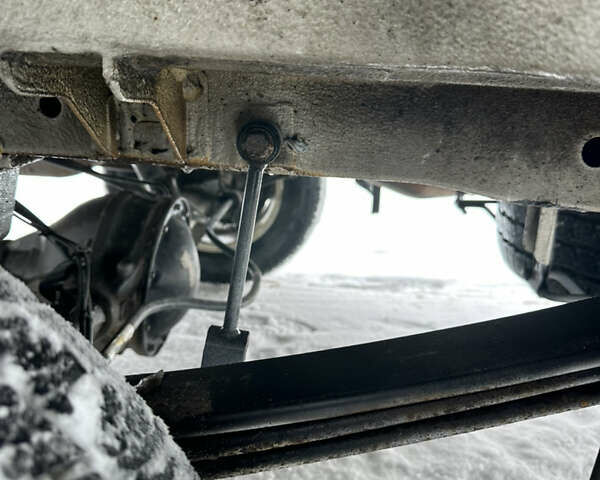 Белый Мерседес Sprinter, объемом двигателя 2.99 л и пробегом 925 тыс. км за 28000 $, фото 47 на Automoto.ua