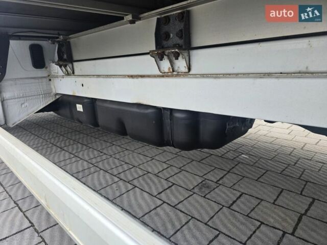Белый Мерседес Sprinter, объемом двигателя 2.2 л и пробегом 260 тыс. км за 25999 $, фото 41 на Automoto.ua