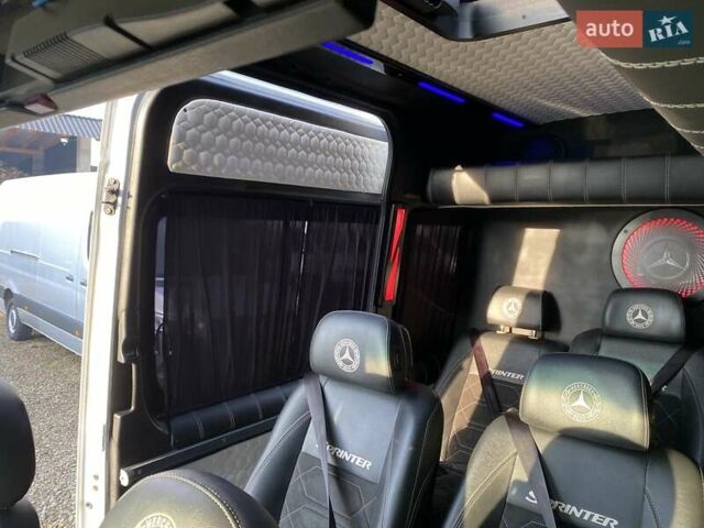Білий Мерседес Sprinter, об'ємом двигуна 2.14 л та пробігом 368 тис. км за 25750 $, фото 83 на Automoto.ua