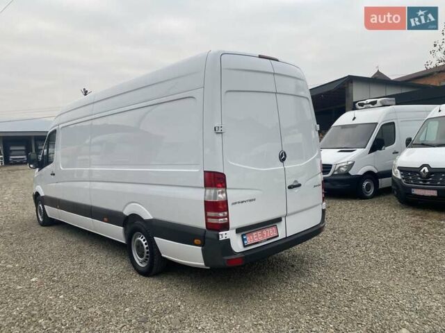 Белый Мерседес Sprinter, объемом двигателя 2.2 л и пробегом 151 тыс. км за 17500 $, фото 9 на Automoto.ua
