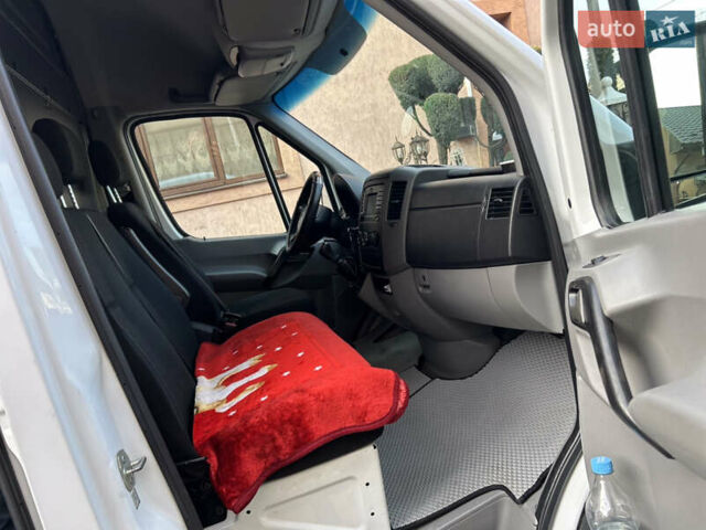 Білий Мерседес Sprinter, об'ємом двигуна 2.14 л та пробігом 160 тис. км за 24000 $, фото 87 на Automoto.ua