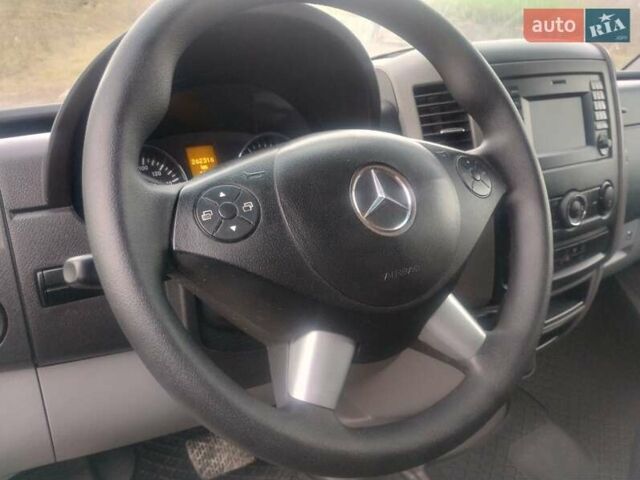 Белый Мерседес Sprinter, объемом двигателя 2.2 л и пробегом 262 тыс. км за 20700 $, фото 15 на Automoto.ua