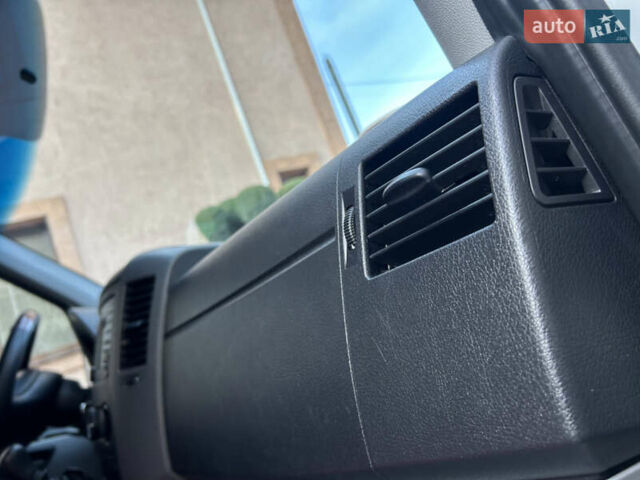 Білий Мерседес Sprinter, об'ємом двигуна 2.14 л та пробігом 160 тис. км за 24000 $, фото 41 на Automoto.ua