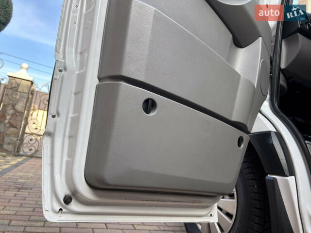 Білий Мерседес Sprinter, об'ємом двигуна 2.14 л та пробігом 160 тис. км за 24000 $, фото 35 на Automoto.ua