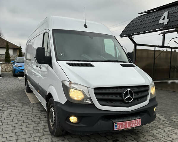 Белый Мерседес Sprinter, объемом двигателя 2.2 л и пробегом 468 тыс. км за 21000 $, фото 10 на Automoto.ua