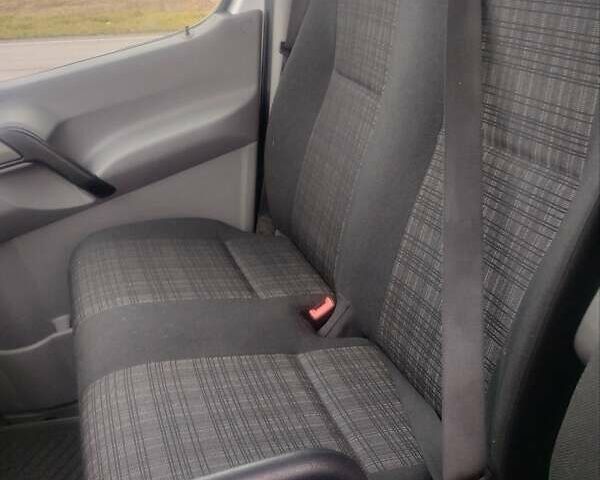 Белый Мерседес Sprinter, объемом двигателя 2.2 л и пробегом 262 тыс. км за 20700 $, фото 17 на Automoto.ua
